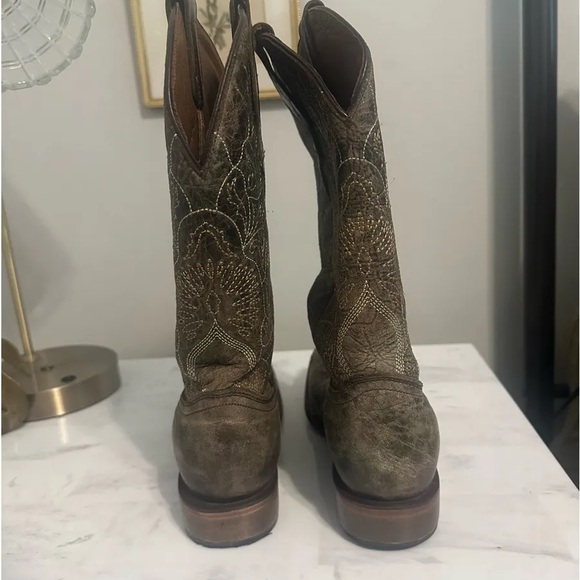 Circle G brown Leather Cowboy Boots - Picture 5 of 9